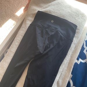 Black Lululemon High-rise leggings size 4